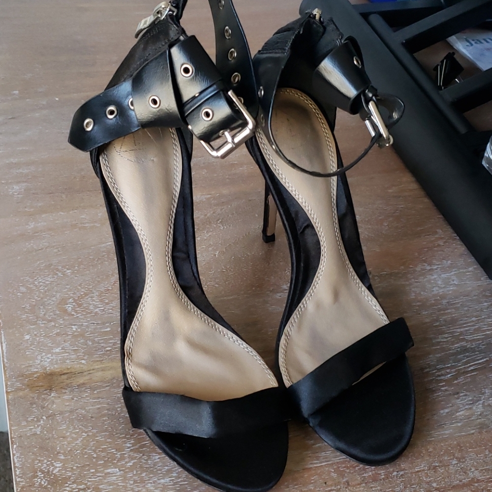New black heels